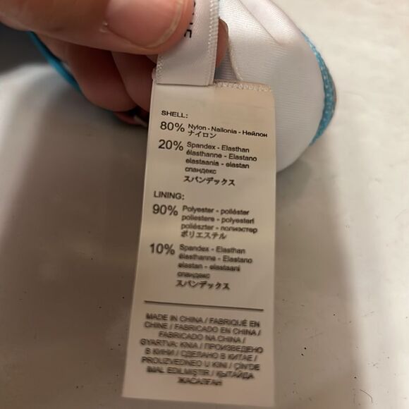 Cupshe NWT teal floral, swim top - Picture 5 of 6
